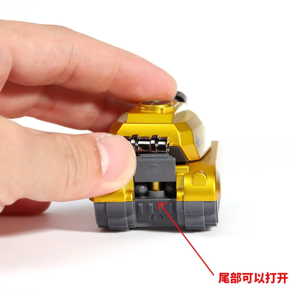 Chi tiết phần thân sau của xe tăng mini
